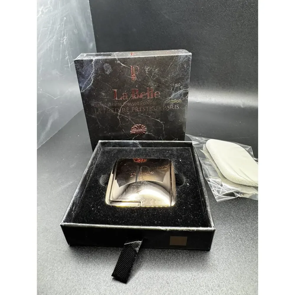 LA PREDIRE PRESTIGE PARIS La Belle Flawless Matte Pressed Powder Foundation